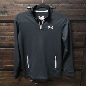 Under Armour boys top